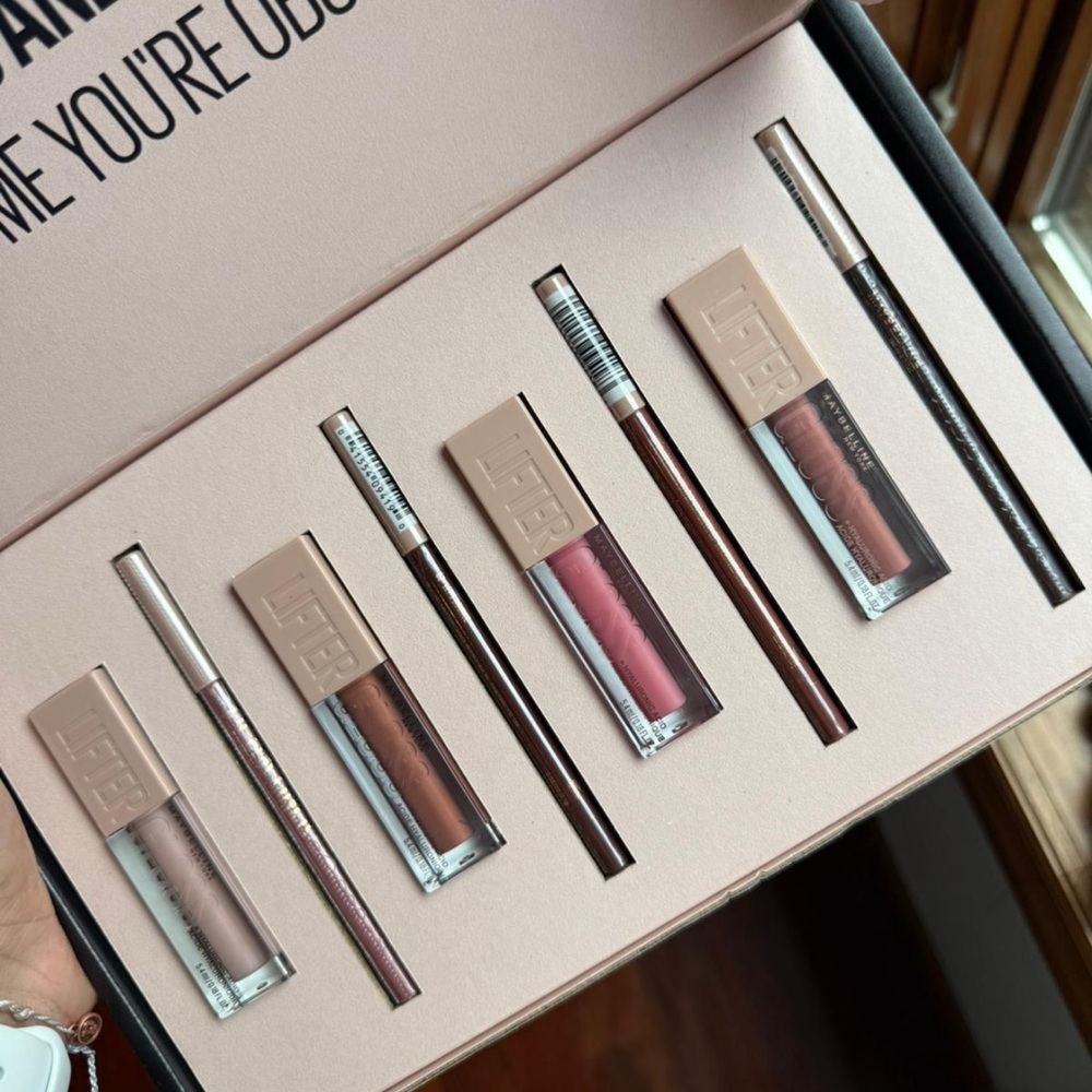 Maybelline Lip Collection - Rich Brown and Soft Pink